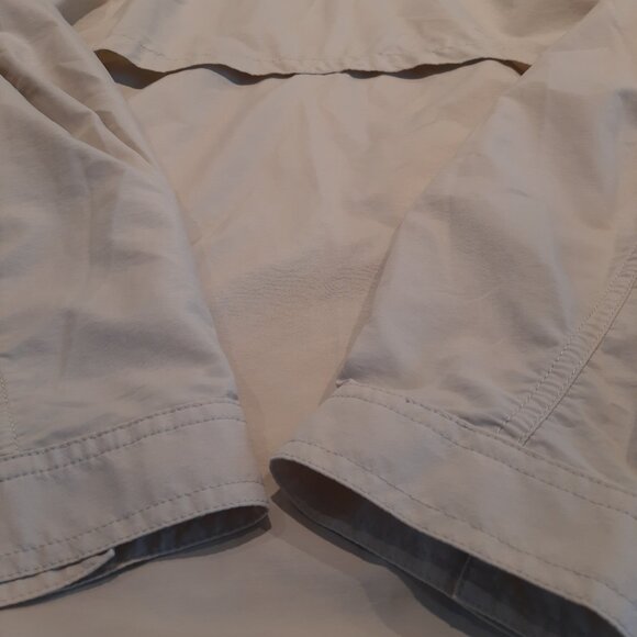 Mountain Hardwear - Long Selve Button Down Shirt - Men's Large - Picture 6 of 9